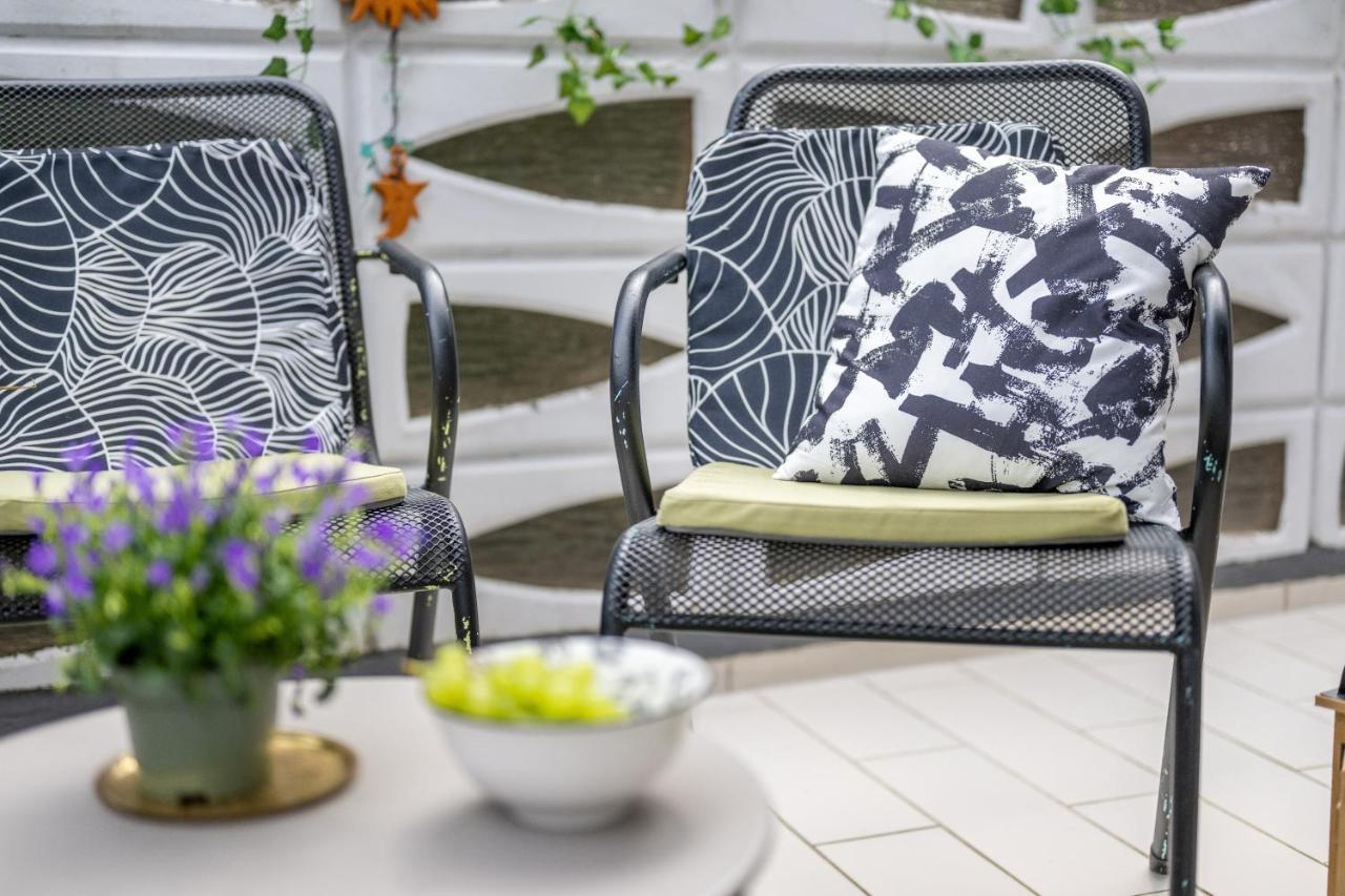 Wohlfuehlwohnung Mit 25 Qm Terrasse, Netflix Кобленц Екстер'єр фото